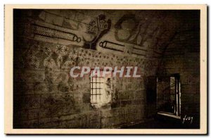 Loches - Le Chateau - The Dungeon - Dungeon Ludovic Slorza occupied dependent...