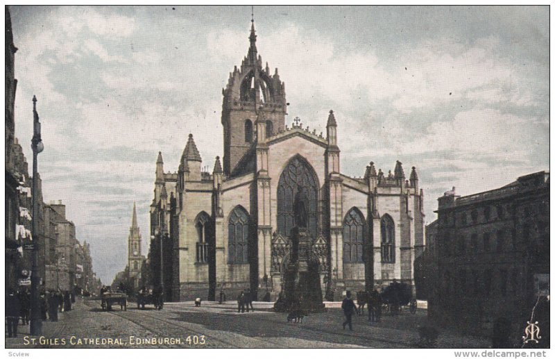 EDINBURGH, Scotland, 1900-1910's; St. Giles Cathedral, Horse Carriages