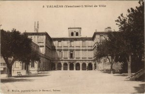 CPA VALREAS L'Hotel de Ville (1086660)