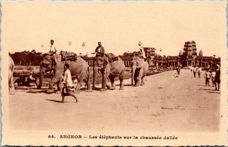 Postcard Cambodia Angkor - Elephants walking down street 