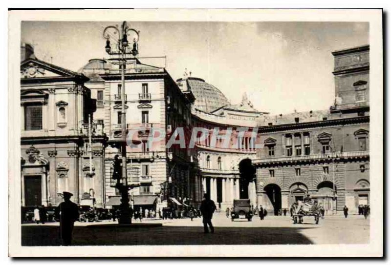 Postcard Modern Napoli Piazza Trento e Trieste