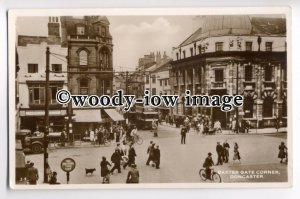 tp8963 - Baxter Gate Corner , Doncaster , Yorkshire - postcard