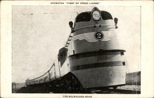 Wisconsin Hiawatha Train #2 Milwaukee Rd Locomotive Vintage Postcard