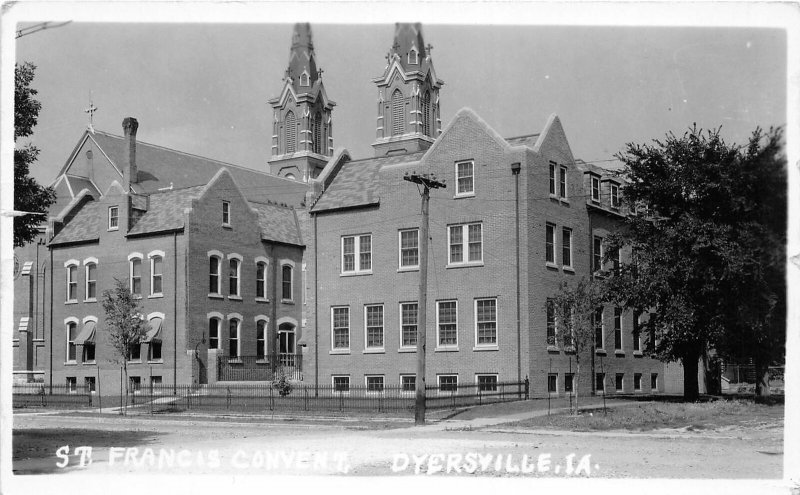 G7/ Dyersville Iowa RPPC Postcard c1920s St Francis Convent 