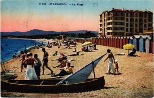 CPA Le LAVANDOU - La Plage (635265)