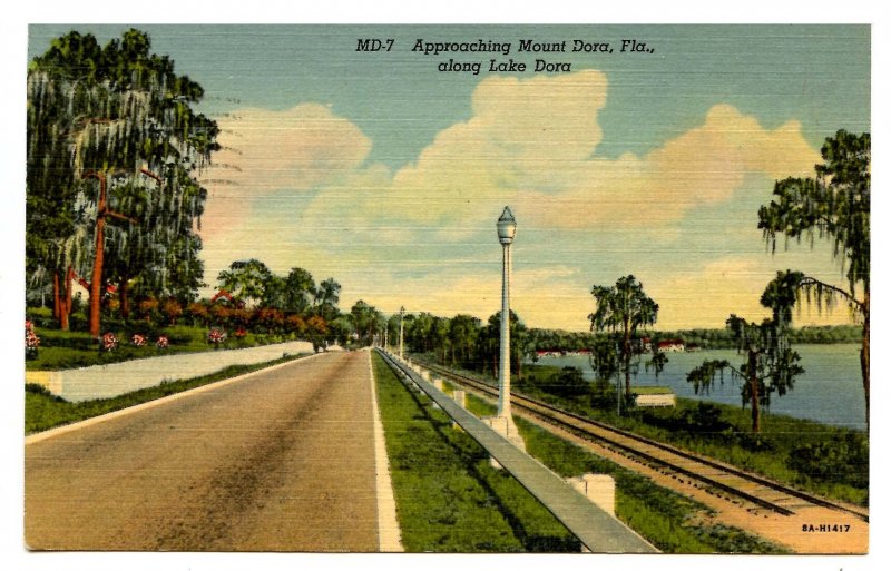 FL - Mount Dora. Along Lake Dora