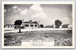 Leesburg Florida Windmill Motel & Restaurant Coca Cola and Gas Pump Postcard J50