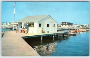 DEWEY BEACH DELAWARE PIER REHOBOTH BAY 1960's ERA CHROME VINTAGE POSTCARD