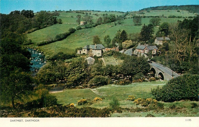 UK England Dartmeer Dartmoor village bridge