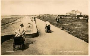 UK - England, Prestwick. The Esplanade    *RPPC