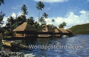 Les bungalow sur pilotis de I'Hotel Aimeo Moorea French Polynesia Unused 