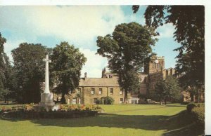 Northumberland Postcard - The Abbey - Hexham - Ref TZ7326