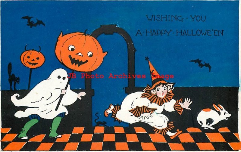 297455-Halloween, Gibson No GIB04-1, Ghost with JOL Head on Stick Chasing Girl