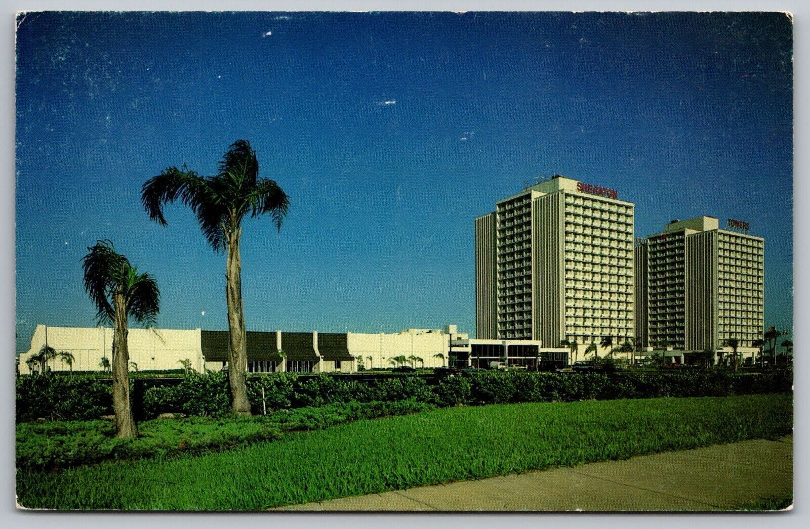 Orlando Florida Sheraton Twin Towers Hotel Convention Complex Chrome