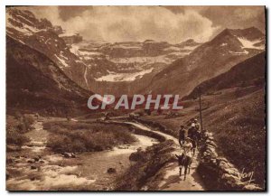 Modern Postcard Gavarnie Cirque and the Gave