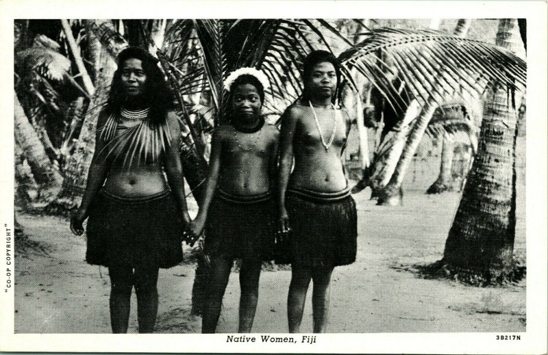 Vtg Postcard - Native Women - Fiji - Topless - Unposted 