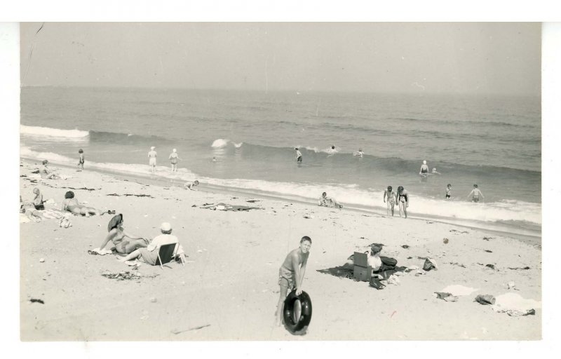 NH - Rye Beach. Wallis Sands Beach     *RPPC