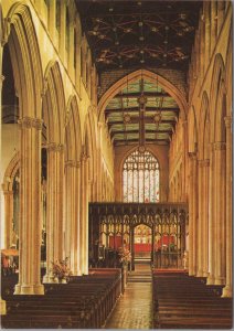 Nottinghamshire Postcard - Newark, St Mary Magdalene, The Nave RR18343