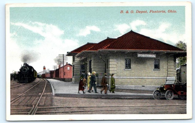 FOSTORIA, OH Ohio ~ Baltimore & Ohio RAILROAD DEPOT w/Train c1910s  Postcard