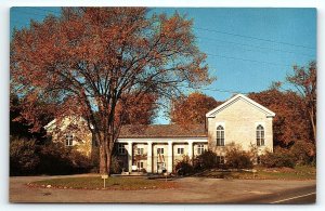 1950s BENNINGTON VERMONT REVOLUTIONARY WAR HISTORICAL MUSEUM ART POSTCARD P82