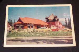 VINTAGE POSTCARD UNUSED - DEER LODGE, LAKE LOUISE, ALBERTA, CANADA