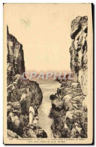 Old Postcard Ploumanach Chasm located at Pointe du Diable between two rocks 2...