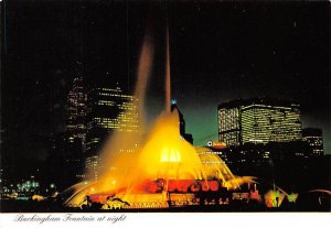 Buckingham Fountain at night   Chicago, Illinois, USA 