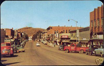 Rawlins, Wyoming, Cedar Street, Monument, Truck Car 70s