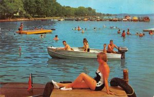 Bemus Point, NY New York  BATHING BEACH~CHAUTAUQUA LAKE  Swimmers~Boats Postcard