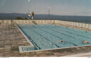 QUEBEC , 1987 ; La Piscine De Notre-Dame Du Portage