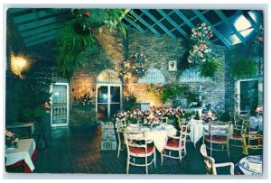 c1960s Petite Marmite Christmas Interior Palm Beach Florida FL Unposted Postcard