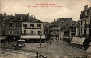 CPA TARBES Un coin de la Place de VERDUN (375862)