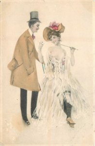 Postcard C-1905 Pretty woman fashion man romance undivided 23-11995