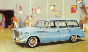 Easy-Entry LARK 4-Door Wagon Studebaker Classic Car Ad 1961 Vintage Postcard