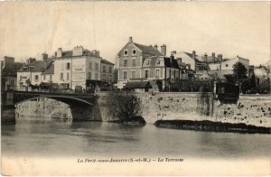 CPA La Ferte sous Jouarre La Terrasse (1310047)