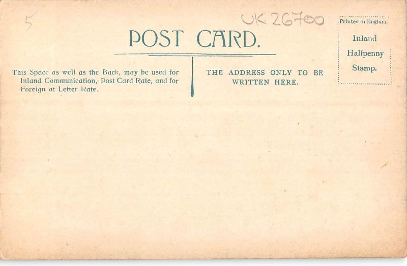 uk26700 warwick castle tower from the mound uk