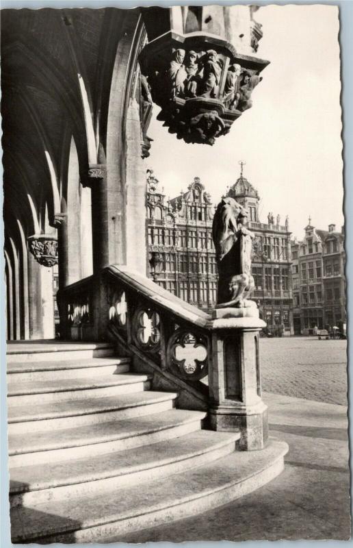 postcard RPPC Belgium Grand'Place - Brussels market square  (10-4941)