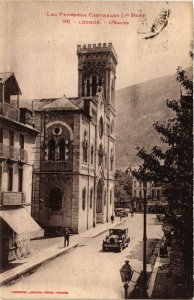 CPA Les Pyrénées Centrales LUCHON L'Église (982398)