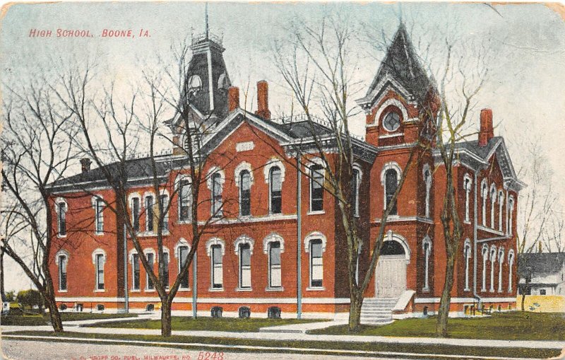 G87/ Boone Iowa Postcard c1910 High School Building 6