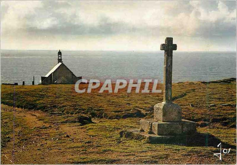 CPM Pointe du Van (Finistere) La Bretagne en Couleurs Calvaire et Chapelle Saint