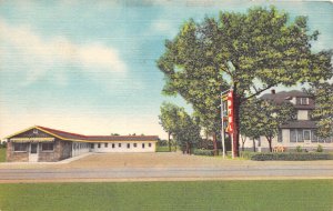 Aberdeen, South Dakota, Pheasant Center Motel, AA366-4