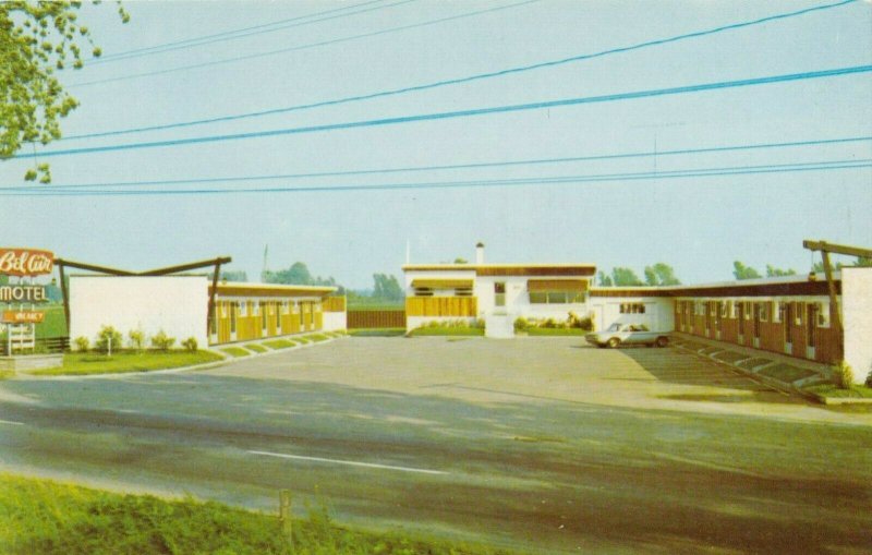 TROIS-RIVIERES, Quebec, Canada, 1940-60s; Bel Air Motel