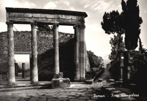 Vintage Postcard Real Photo Pompei Foro Triangolare Triangular Forum Italy RPPC