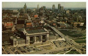 Postcard TRAIN STATION SCENE Kansas City Missouri MO AP0996