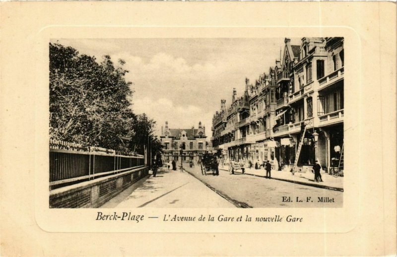 CPA Berck Plage- Avenue de la Gare et la nouvelle Gare FRANCE (908665)