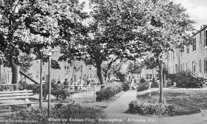 Postcard View of Buckingham Community Playground, Arlington, VA.  aa6