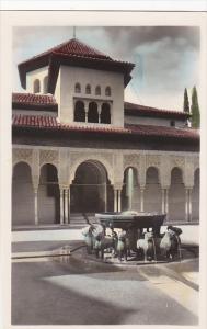 Spain Granada The Alhambra Lion's Court