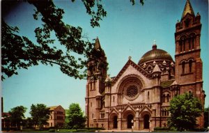 Thew New Cathedral of St. Louis St. Louis MO Postcard PC581