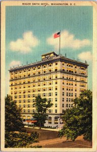 Roger Smith Hotel Washington DC Linen Postcard C180
