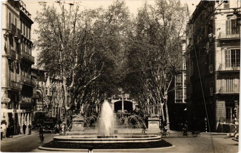 CPA Espagne PALMA DE MALLORCA - Plaza de Isabel II y Paseo del Borne (304161)